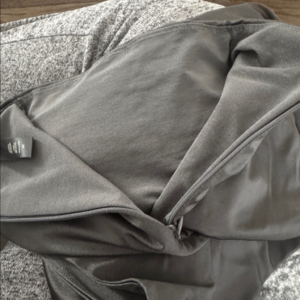 Skims Mock Neck All in One Shine Mid-Thigh Onesie - Picture 3 of 3